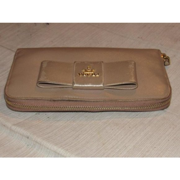 PRADA, Nude Pale Pink Leather XL Zip-around Wallet - Picture 5 of 11